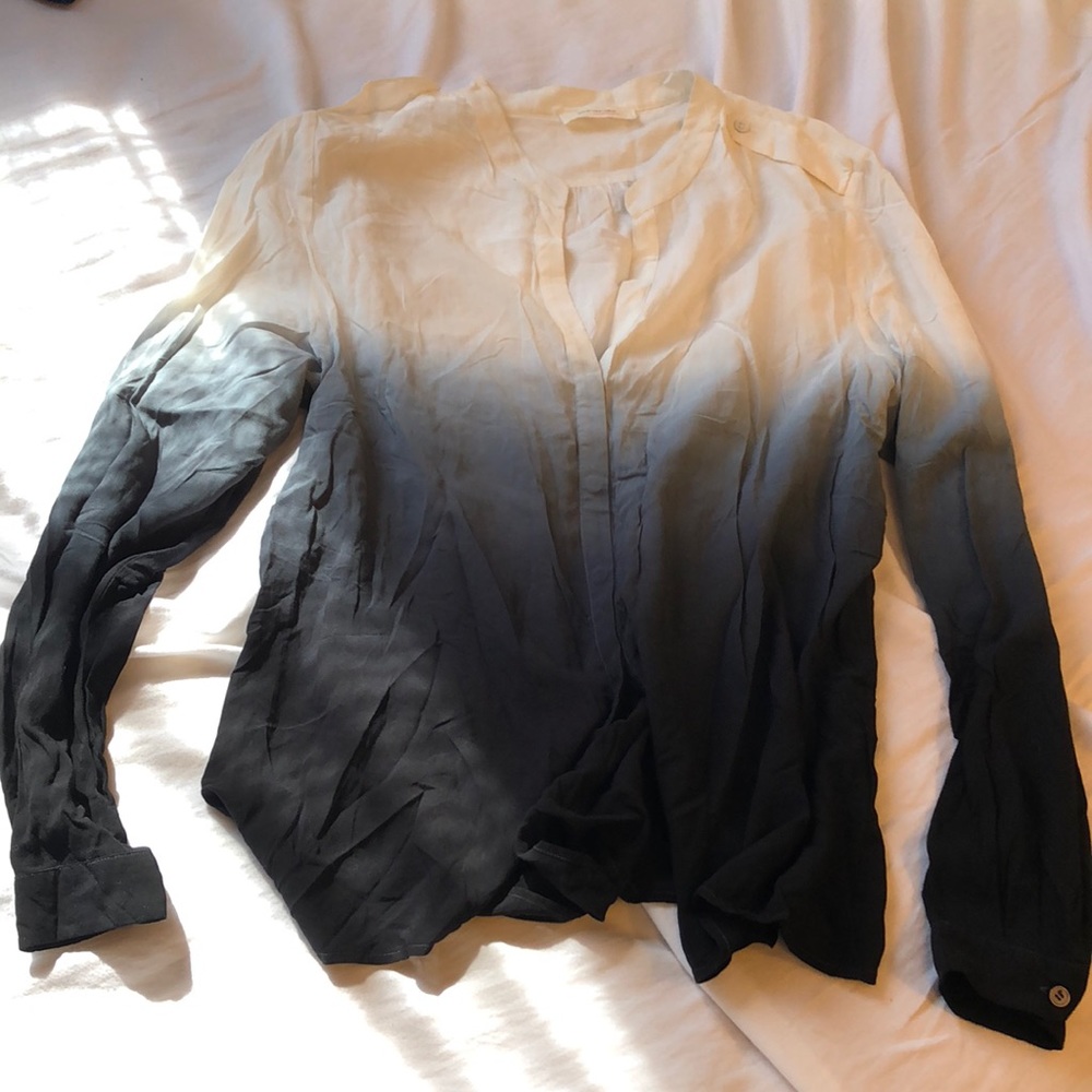 Vince Camuto blouse with ombré blue